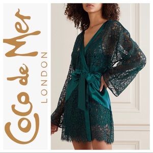 NWT RARE Coco de Mer Titania Satin-Trimmed Stretch-Lace Robe